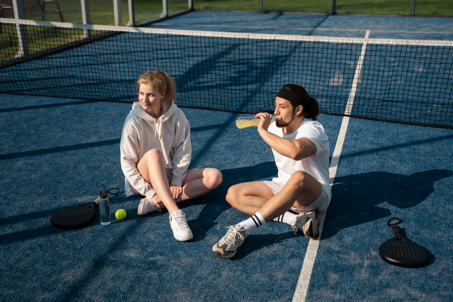 Padel: Olahraga Sosial yang Kian Populer di Indonesia